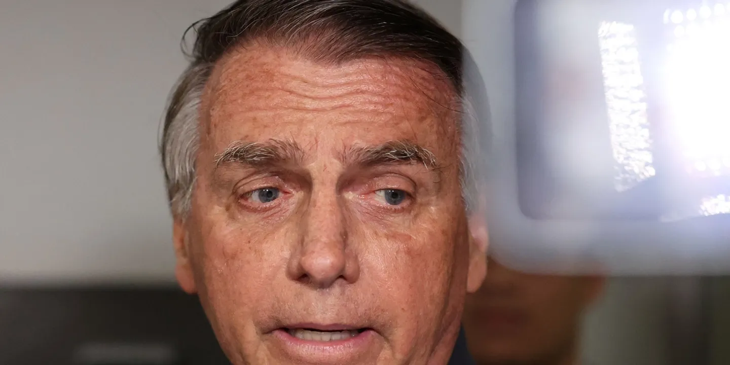 Bolsonaro recorre contra ordem de prisão domiciliária em caso ligado a Trump