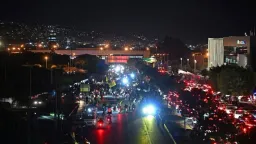 لبنان.. مظاهرات لأنصار حزب الله وحركة أمل رفضاً لقرار حكومي يشمل نزع سلاح الحزب
