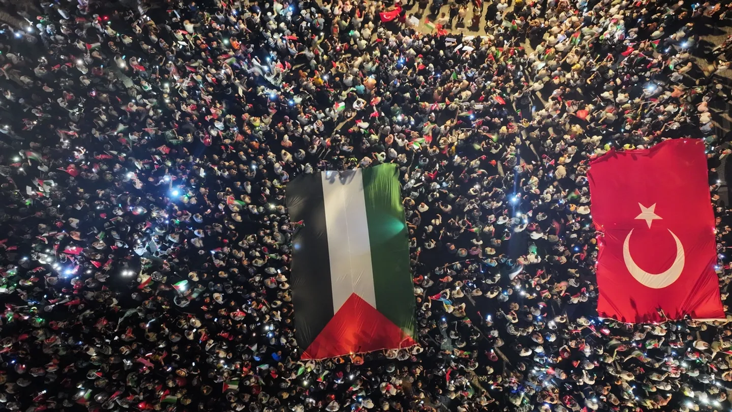 Tens of thousands rally in Istanbul to protest Israel's genocide, forced starvation in Gaza