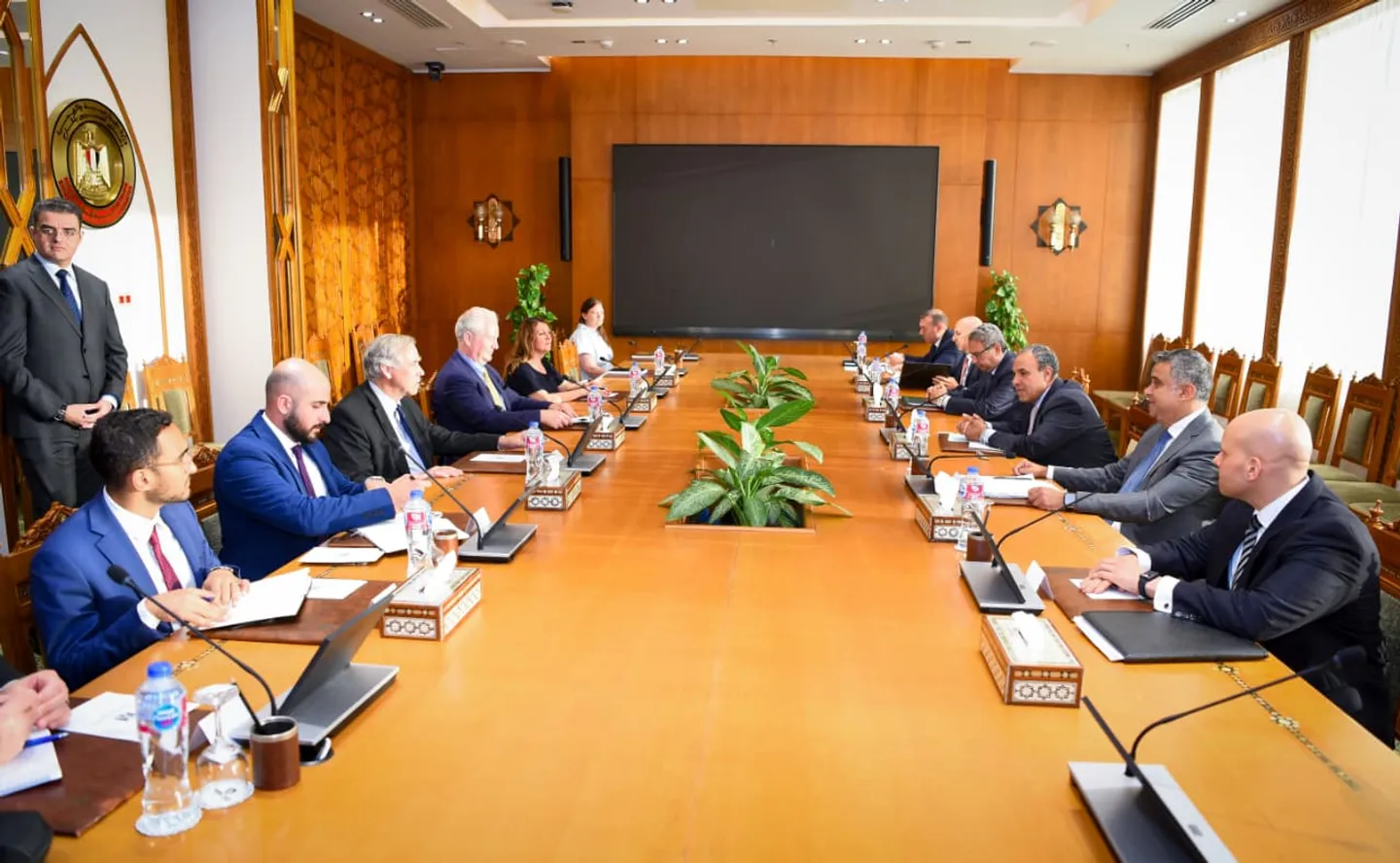 مصر تبلغ وفداً أمريكياً رفض تهجير الفلسطينيين وتتمسك بخطة إعمار غزة