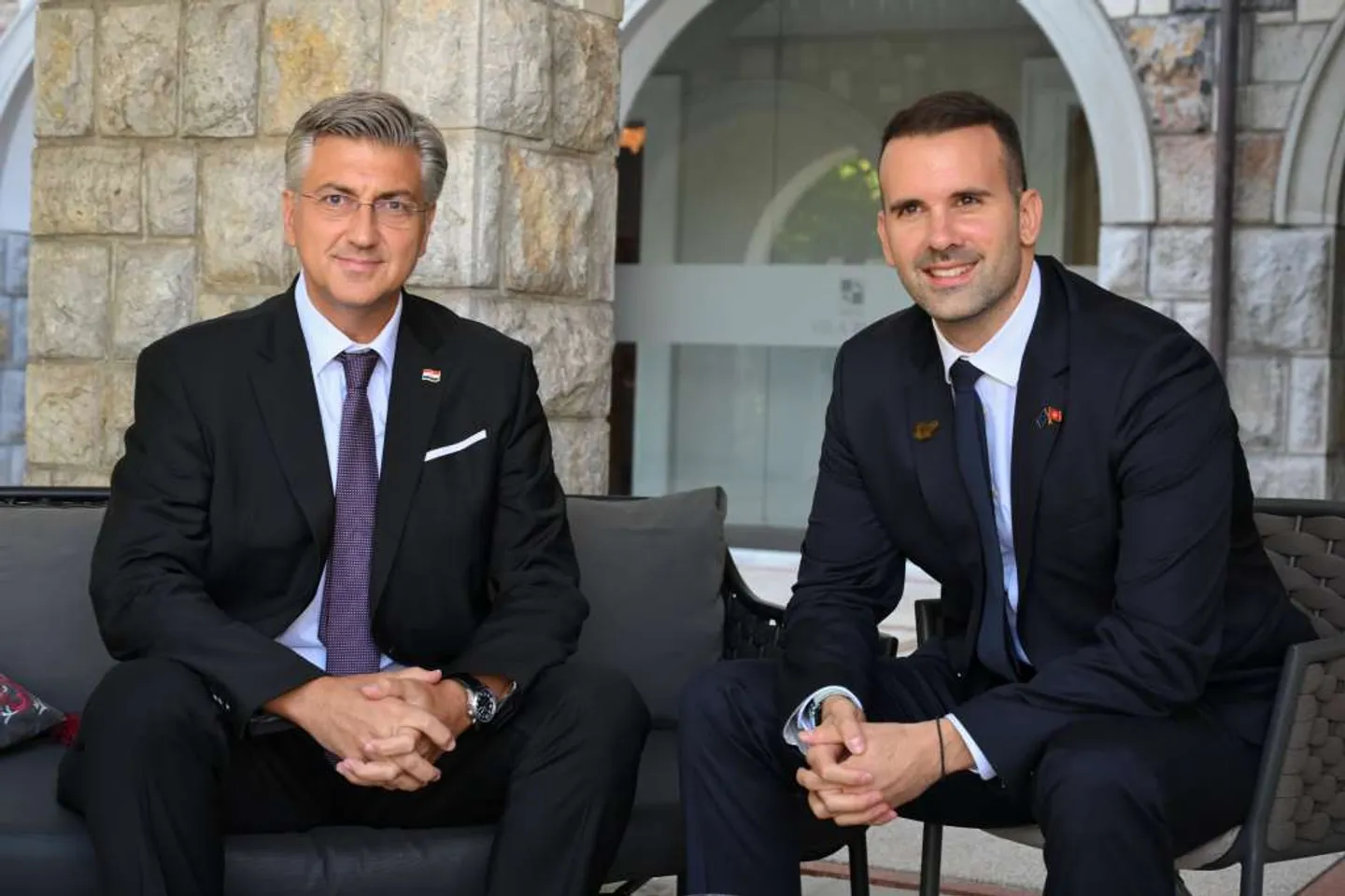 Plenković i Spajić na Bledu naglasili važnost dobrosusjedskih odnosa