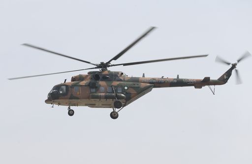 Armee-Hubschrauber stürzt im Norden Pakistans ab, 5 Menschen an Bord ...