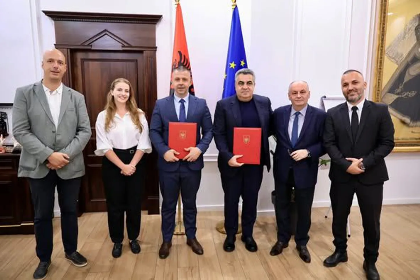 Ministria e Kulturës e Shqipërisë nënshkroi marrëveshje bashkëpunimi me shqiptarët e Preshevës