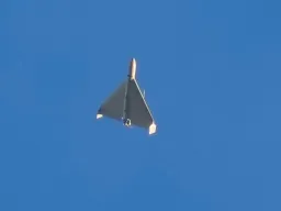 Polónia abate drones russos que violavam o seu espaço aéreo