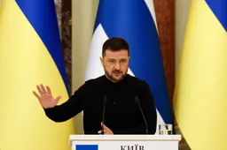 Зеленски: Новите санкции против Русија се најдобриот одговор на руските упади со дронови во ЕУ
