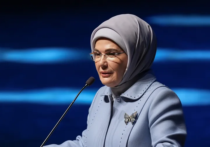بانوی اول ترکیه در اجلاس کی‌یف: آموزش، کلید مقابله با بحران‌های جهانی است
