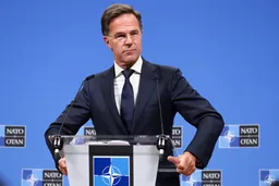 Kreu i NATO-s mbështet pjesëmarrjen e Türkiyes në programin e armatimit të BE-së, SAFE