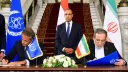 وضع “أكثر تعقيداً".. إيران تؤكد وجود موادها النووية تحت أنقاض المنشآت المستهدفة