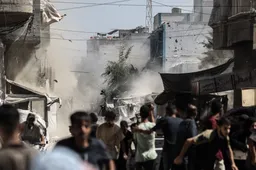 Hiljade raseljene dok Izrael gađa UNRWA škole u kojima su civili u Gazi