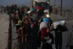 Mbi 6 mijë civilë të zhvendosur nga bombardimet izraelite në Qytetin Gaza në një ditë