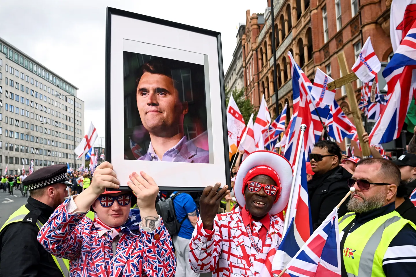 Mehr als 100.000 Menschen bei rechter Großdemo in London