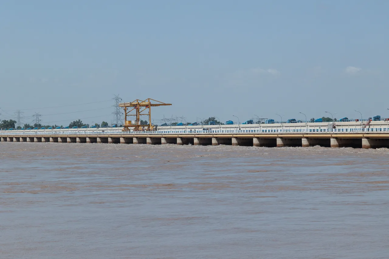 भारत–पाकिस्तान ‘जल तनाव’ के बीच, एक नया बांध चिंता का केंद्र बन सकता है