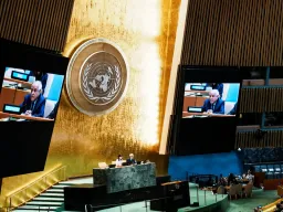 AGNU aprova resolução que endossa a Declaração de Nova Iorque sobre a criação do Estado palestiniano