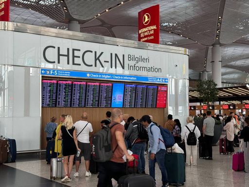 مطار إسطنبول يحتل المرتبة الأولى أوروبياً والخامسة عالمياً في كثافة الحركة الجوية