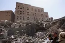 الاحتلال الإسرائيلي يعلن قصف ميناء الحديدة.. والحوثيون: أفشلنا الهجوم