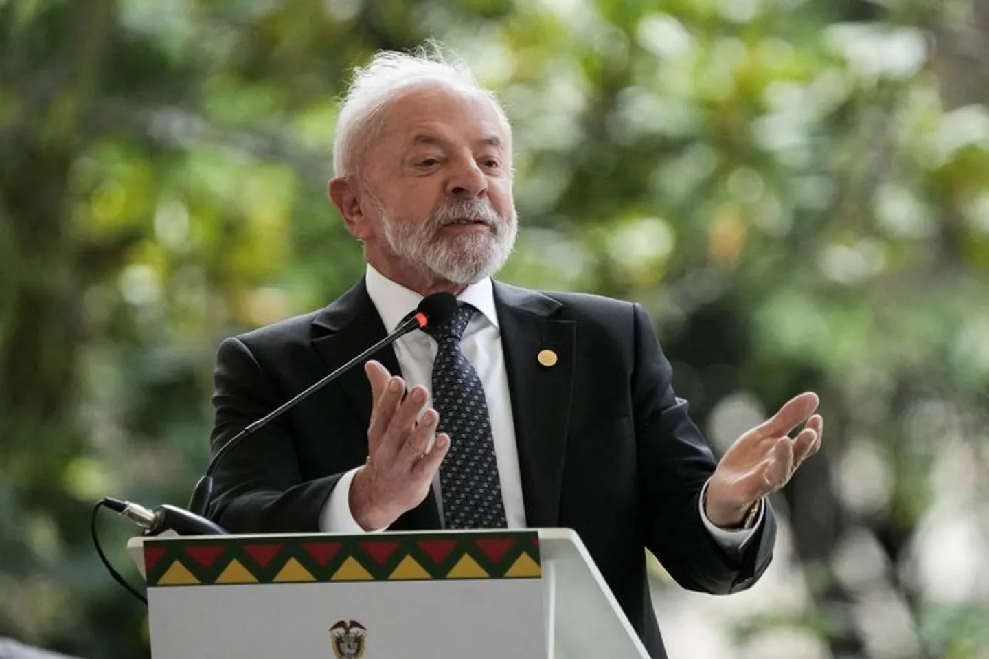 Lula afirma que vetaría amnistía para Bolsonaro, mientras Congreso de Brasil acelera su discusión