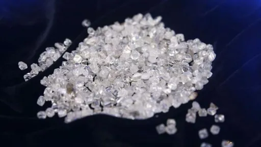 How lab-grown diamonds cause Southern Africa an economic headache