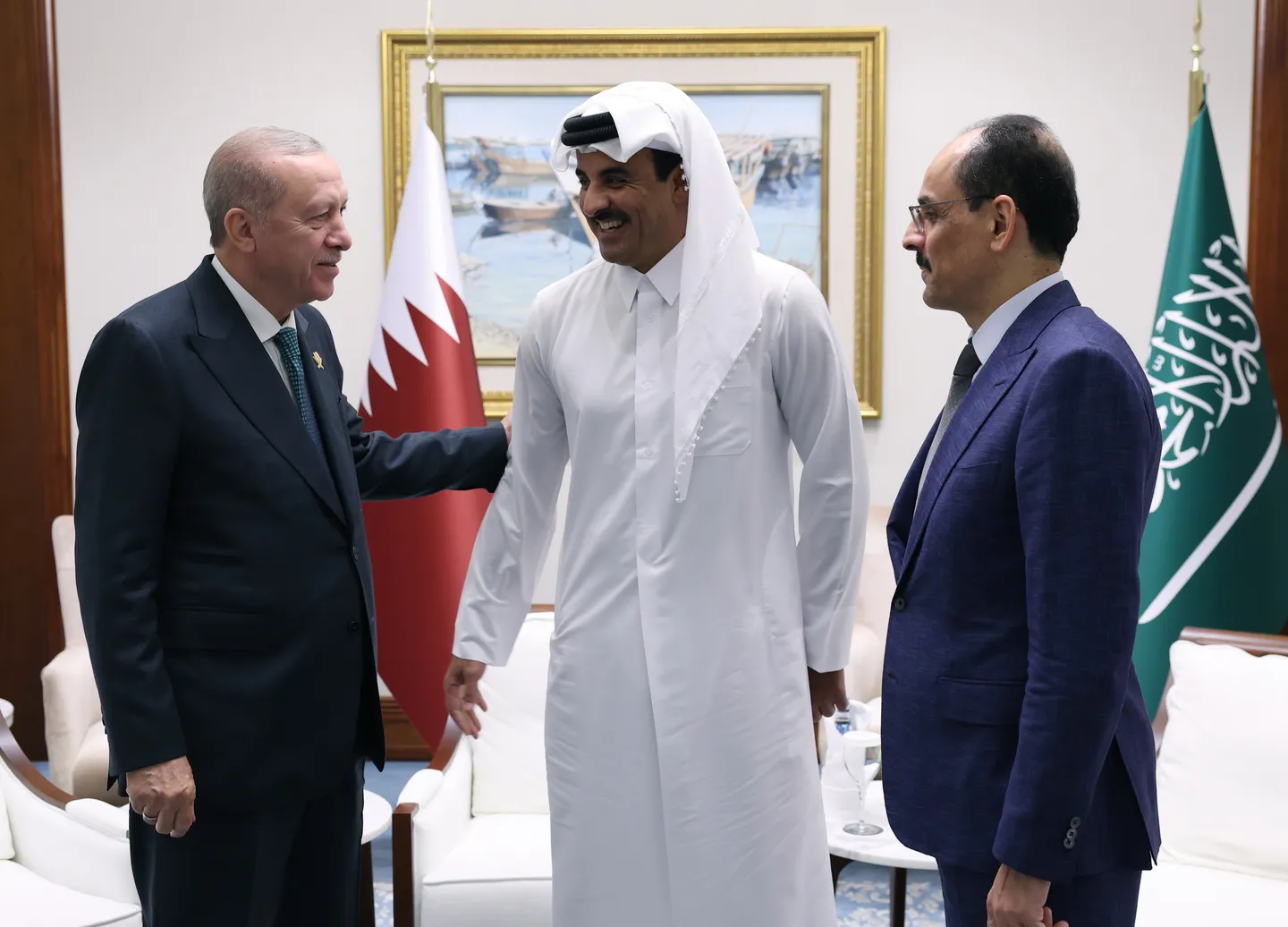 Turkish President Erdogan holds a series of bilateral meetings in Doha