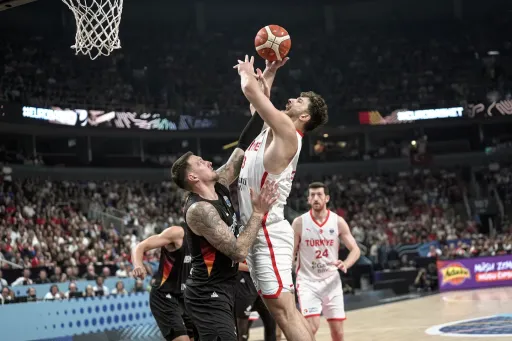 Turkish men's basketball team secures silver at EuroBasket 2025