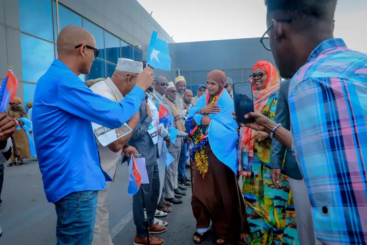 Ramla Ali - Feeryahanaddii ugu horreysay ee Soomaaliyeed, oo 30 sano ka dib dalkeeda ku soo laabatay