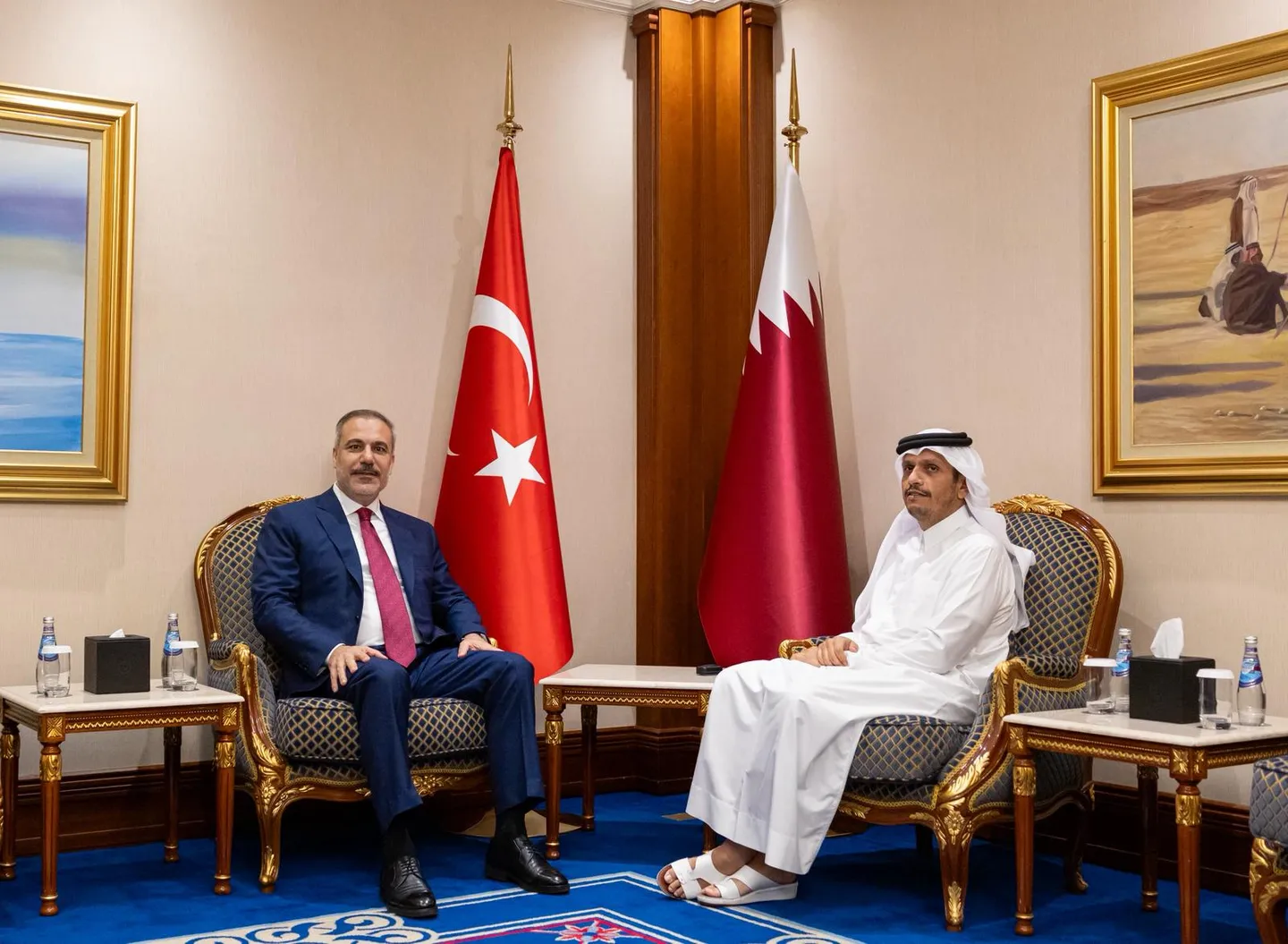 Kryediplomati turk Fidan takon homologun e tij në Doha të Katarit