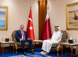 Kryediplomati turk Fidan takon homologun e tij në Doha të Katarit