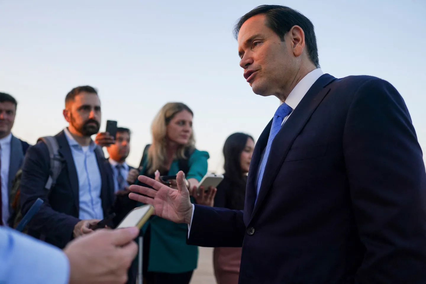 רוביו בדרכו לדוחא: "לישראל נותרו ימים או שבועות להסדר"