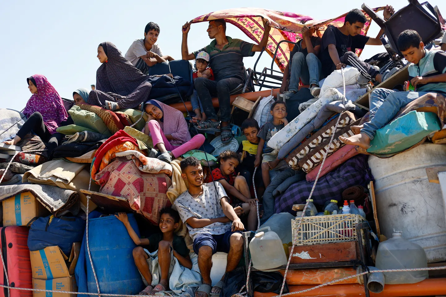 Palestinske izbjeglice u bijegu od izraelskih napada: Raseljavanje je gore od gladi i  bombardiranja