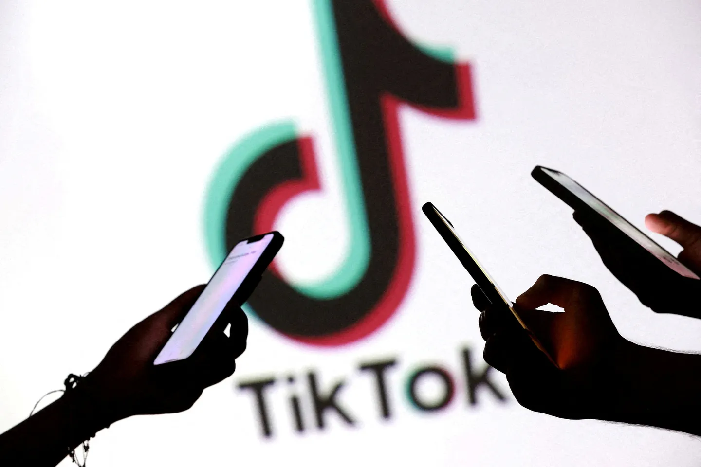 Trump: Američke firme će preuzeti TikTok nakon dogovora s Kinom