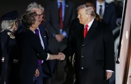 Trump doputovao u dvodnevnu posjetu Velikoj Britaniji