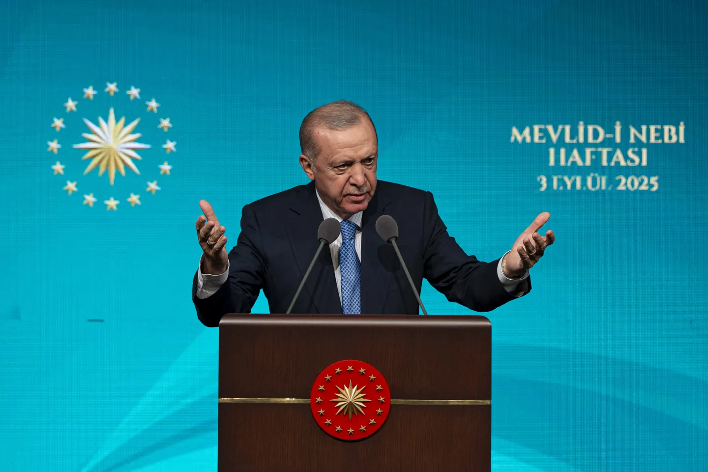 أردوغان يترحَّم على عدنان مندريس ورفاقه في الذكرى الـ64 لإعدامهم