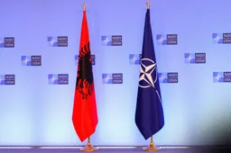 Shqiptarët, ndër popujt më pro-NATO në Evropë: 91 për qind mbështesin anëtarësinë në Aleancë