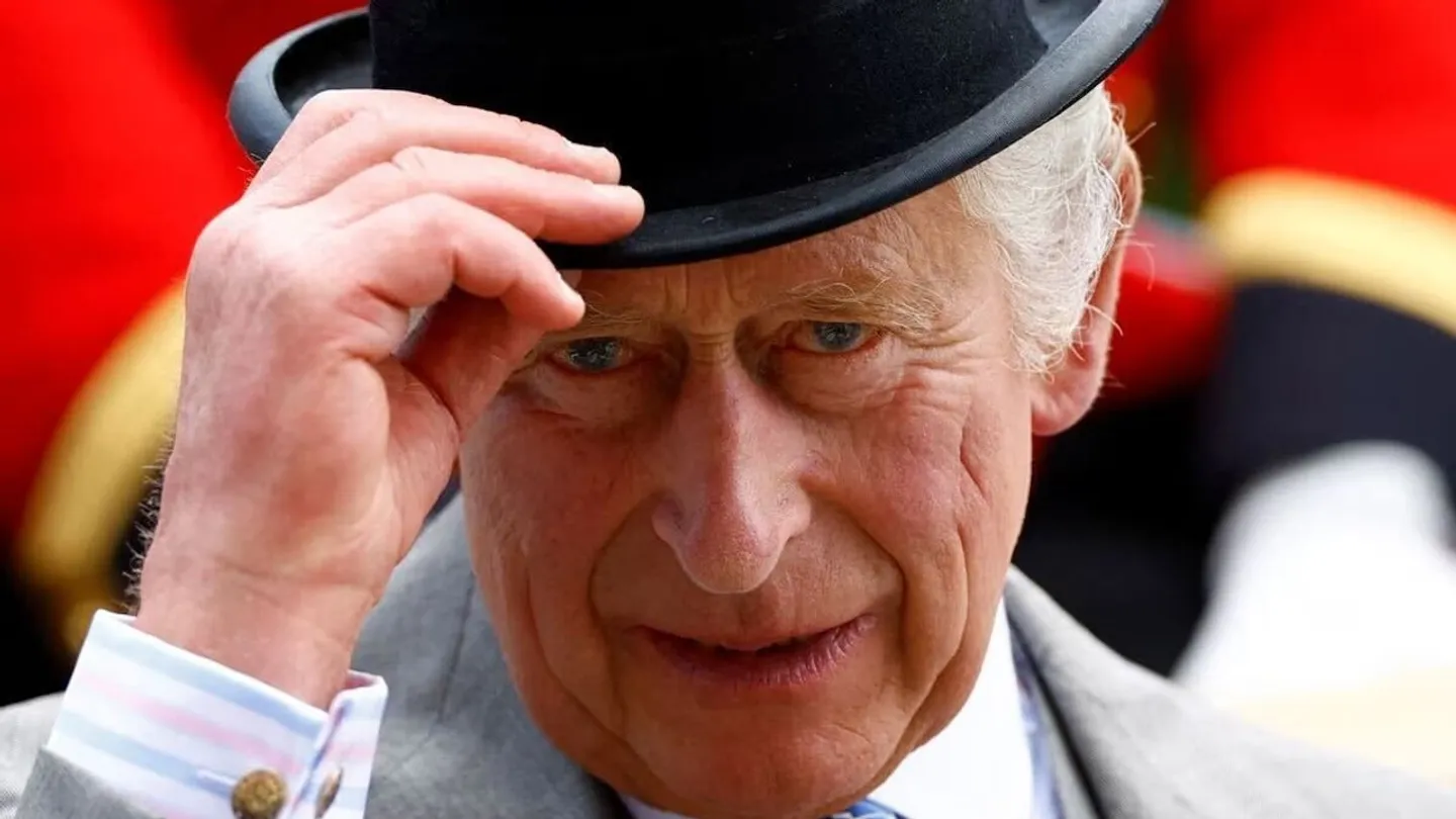 Как Киев использует короля против Трампа?