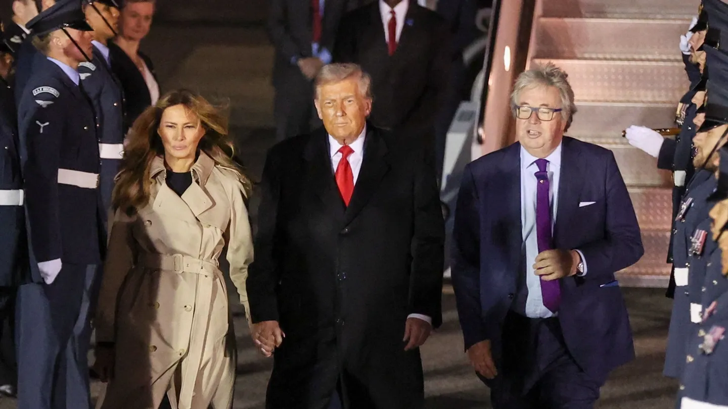 Trump chega ao Reino Unido para segunda visita de Estado