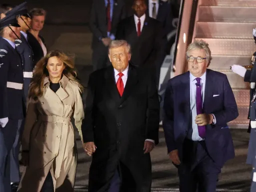 Trump chega ao Reino Unido para segunda visita de Estado