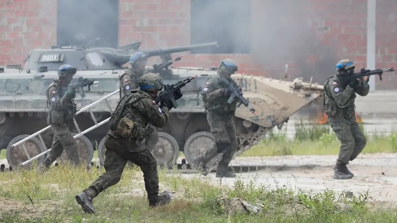 Украина прекратит обучать военных за границей
