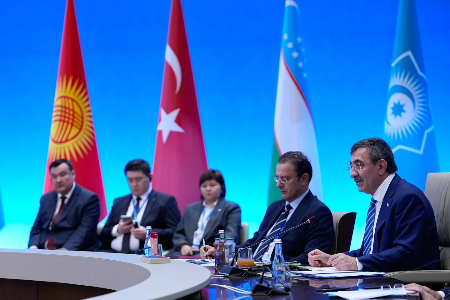 نائب أردوغان: نسعى لتعزيز التكامل في العالم التركي ودعم كفاح القبارصة الأتراك
