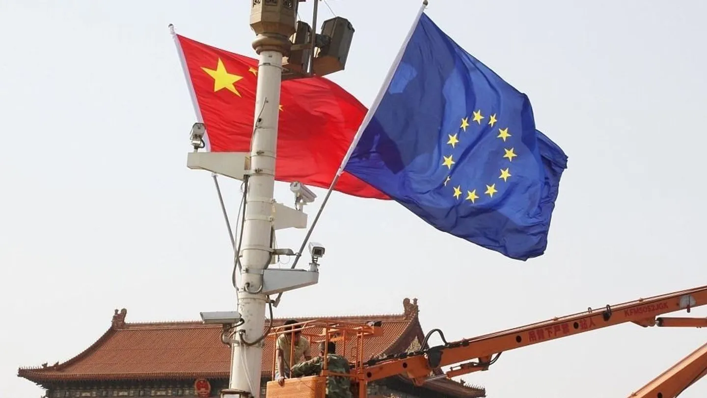 Крупнейший маршрут из Китая в ЕС оказался под угрозой