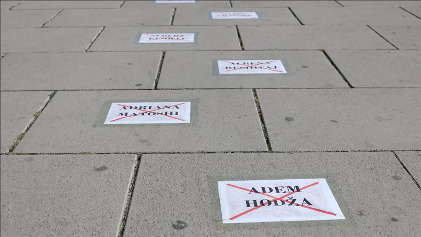 “Ecja e turpit", emrat e deputetëve të Kuvendit të Kosovës shkruhen në shesh