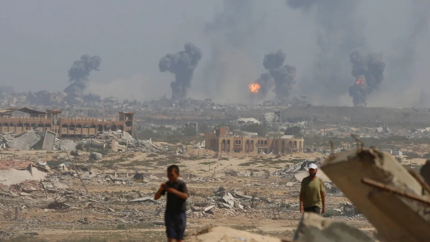 غزة.. عشرات الشهداء في عدوان إسرائيلي جديد وتحذير من كارثة إنسانية بسبب اكتظاظ النازحين