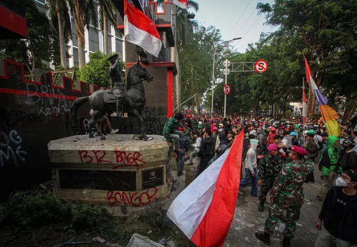 Indonesia’s Prabowo condemns deadly protests over lawmaker perks