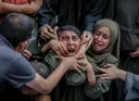Bilanci i të vrarëve në Gaza nga lufta izraelite tejkalon 63.600, uria merr edhe 13 jetë të tjera
