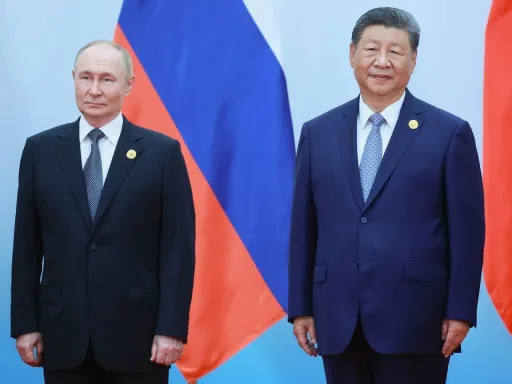 Xi e Putin consideram os laços como “velhos amigos”no meio de atritos partilhados com os EUA