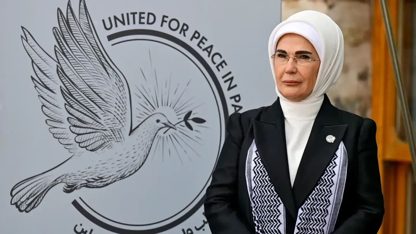 Emine Erdogan assina declaração conjunta para garantir o direito à educação das crianças em Gaza