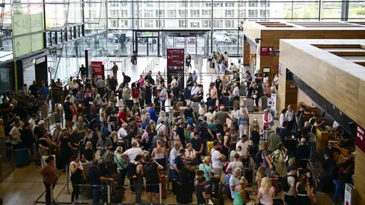 De grands aéroports européens s’efforcent de rétablir les enregistrements perturbés par une cyberatt