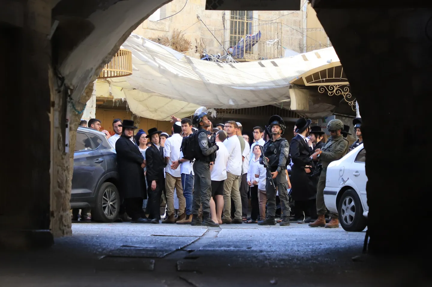 Illegal Israeli settlers storm Al-Aqsa, hold prayers for Charlie Kirk
