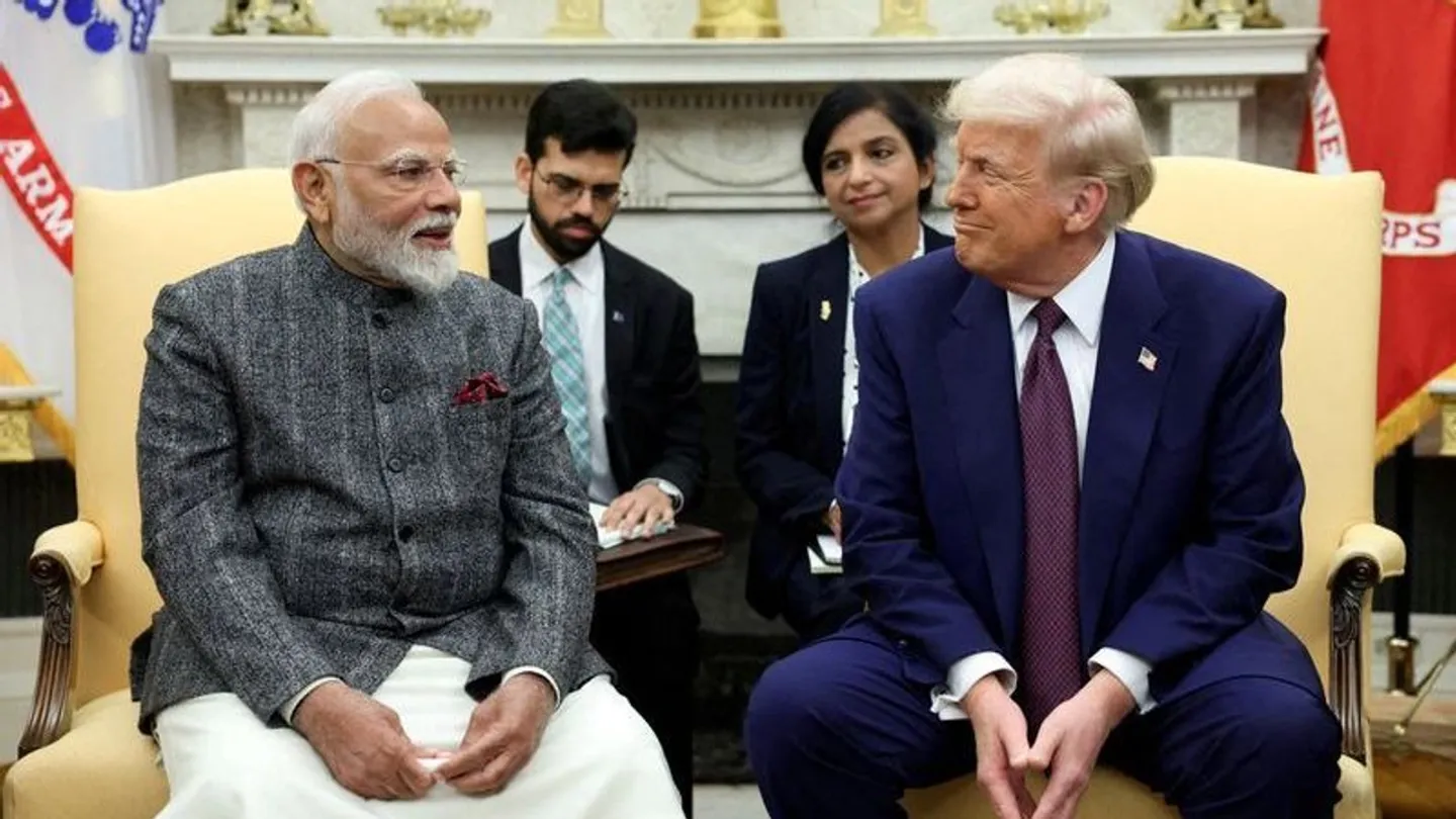Índia diz que o aumento de preço dos vistos H-1B de Trump pode perturbar os sectores de TI indianos