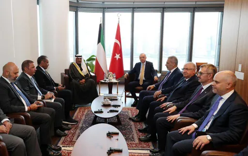 أردوغان يستقبل ولي عهد الكويت ورئيس الوزراء الكندي في البيت التركي بنيويورك