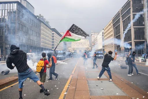 Manifestations pour Gaza en Italie : ports bloqués et affrontements à Milan
