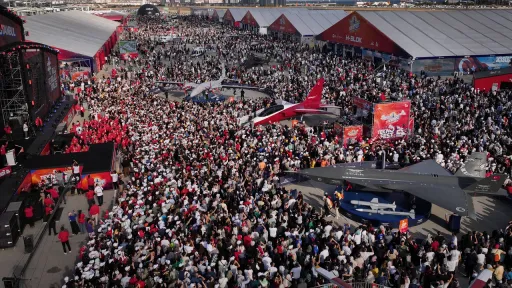 أكثر من مليون زائر لمهرجان تكنوفيست إسطنبول 2025